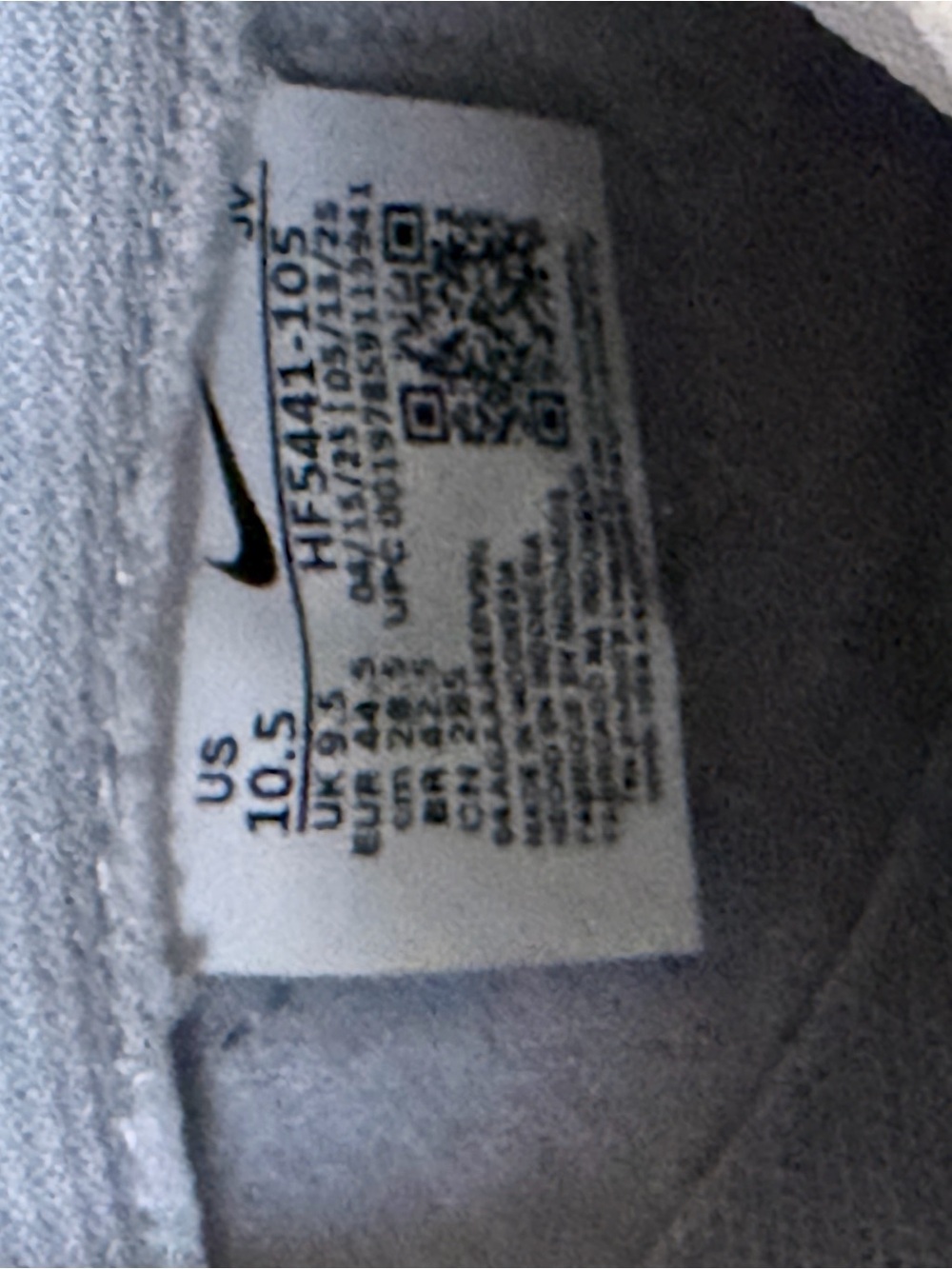Nike Dunk Low Retro — White & Light Gray - Picture 7 of 11